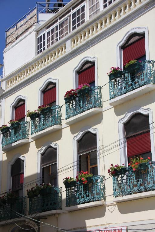 Al - Alojamento Local Pension Bicuar Hotel Olhão Kültér fotó